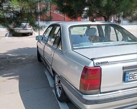 Опель Омега, об'ємом двигуна 2 л та пробігом 385 тис. км за 1800 $, фото 5 на Automoto.ua