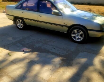 Опель Омега, объемом двигателя 20 л и пробегом 0 тыс. км за 2000 $, фото 6 на Automoto.ua