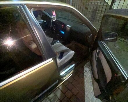 Опель Омега, объемом двигателя 2 л и пробегом 55 тыс. км за 1500 $, фото 2 на Automoto.ua