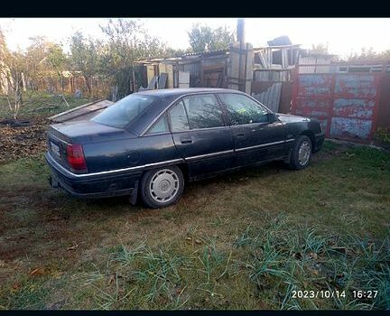 Опель Омега, объемом двигателя 20 л и пробегом 400 тыс. км за 1560 $, фото 8 на Automoto.ua
