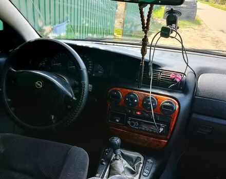Опель Омега, объемом двигателя 2 л и пробегом 300 тыс. км за 1400 $, фото 7 на Automoto.ua