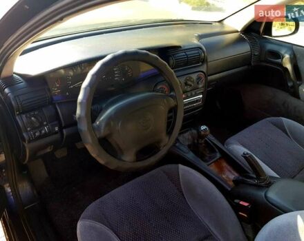 Опель Омега, объемом двигателя 2 л и пробегом 280 тыс. км за 2500 $, фото 12 на Automoto.ua