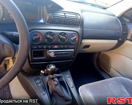 Опель Омега, объемом двигателя 20 л и пробегом 302 тыс. км за 2800 $, фото 3 на Automoto.ua