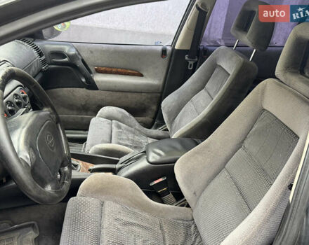 Опель Омега, объемом двигателя 2.5 л и пробегом 300 тыс. км за 1650 $, фото 6 на Automoto.ua