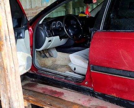 Опель Омега 1996 в Ровно на Automoto.ua Опель Омега, объемом двигателя 2 л и пробегом 500 тыс. км за 600 $, фото 2 на Automoto.ua