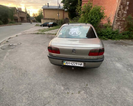 Опель Омега, объемом двигателя 2 л и пробегом 315 тыс. км за 2400 $, фото 4 на Automoto.ua