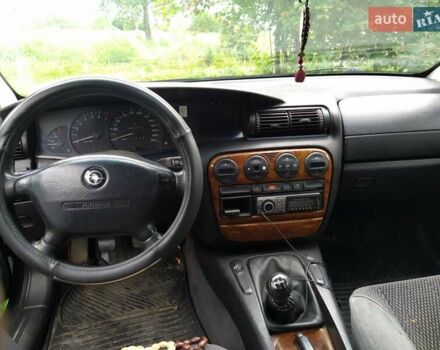 Опель Омега, объемом двигателя 2 л и пробегом 350 тыс. км за 2800 $, фото 7 на Automoto.ua