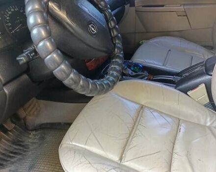 Опель Омега, об'ємом двигуна 2 л та пробігом 140 тис. км за 3500 $, фото 4 на Automoto.ua
