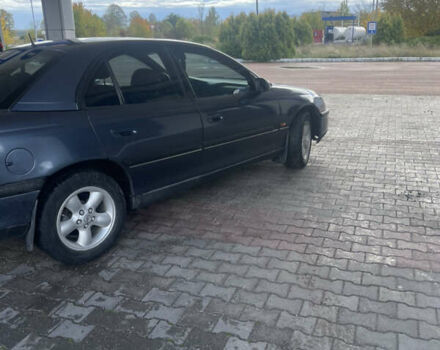 Опель Омега, об'ємом двигуна 2 л та пробігом 300 тис. км за 2550 $, фото 4 на Automoto.ua