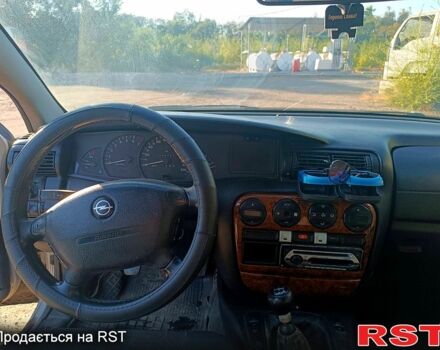Опель Омега, объемом двигателя 20 л и пробегом 344 тыс. км за 2200 $, фото 6 на Automoto.ua