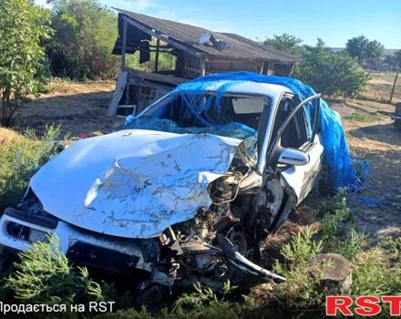 Опель Омега, об'ємом двигуна 2 л та пробігом 0 тис. км за 800 $, фото 2 на Automoto.ua