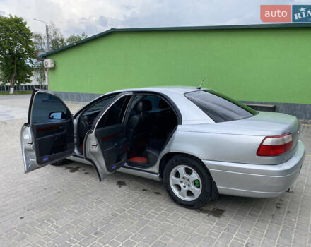Опель Омега, объемом двигателя 2.5 л и пробегом 300 тыс. км за 3299 $, фото 3 на Automoto.ua