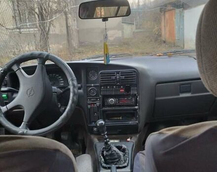 Опель Омега, объемом двигателя 1.8 л и пробегом 250 тыс. км за 800 $, фото 5 на Automoto.ua