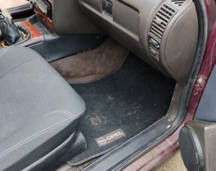 Опель Омега, объемом двигателя 2 л и пробегом 350 тыс. км за 1200 $, фото 1 на Automoto.ua