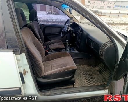 Опель Омега, объемом двигателя 20 л и пробегом 276 тыс. км за 1290 $, фото 8 на Automoto.ua