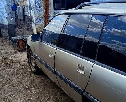 Опель Омега, об'ємом двигуна 2 л та пробігом 0 тис. км за 1000 $, фото 2 на Automoto.ua