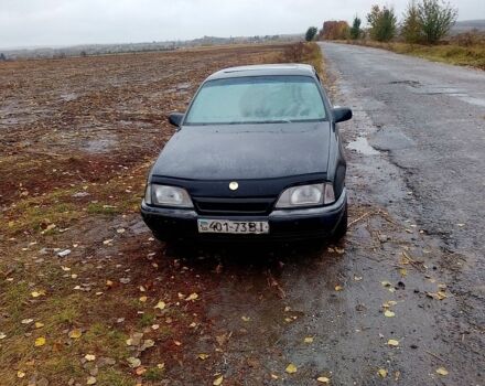 Опель Омега, объемом двигателя 2.4 л и пробегом 215 тыс. км за 700 $, фото 1 на Automoto.ua