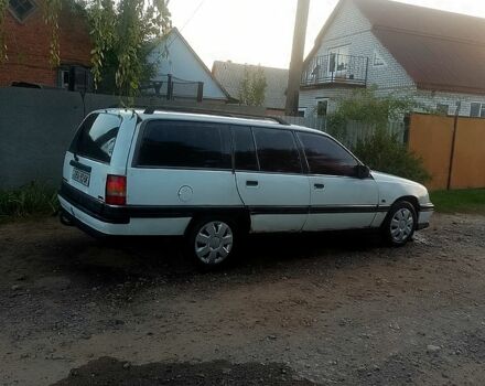 Опель Омега, объемом двигателя 2 л и пробегом 258 тыс. км за 700 $, фото 1 на Automoto.ua