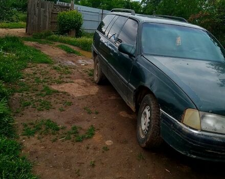 Опель Омега, объемом двигателя 2 л и пробегом 100 тыс. км за 1500 $, фото 1 на Automoto.ua