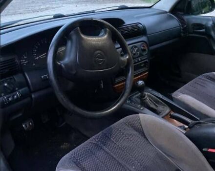 Опель Омега, объемом двигателя 0 л и пробегом 401 тыс. км за 1600 $, фото 1 на Automoto.ua