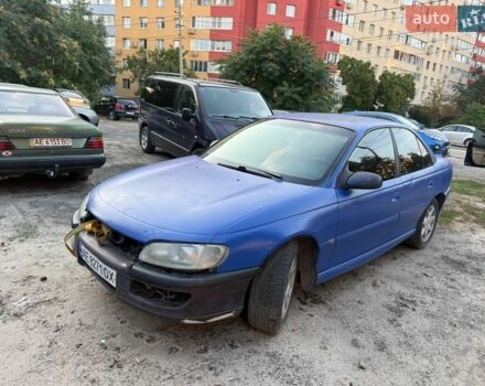 Опель Омега, объемом двигателя 3 л и пробегом 300 тыс. км за 1000 $, фото 1 на Automoto.ua
