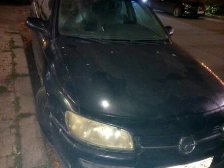 Опель Омега, объемом двигателя 2.5 л и пробегом 0 тыс. км за 1000 $, фото 1 на Automoto.ua