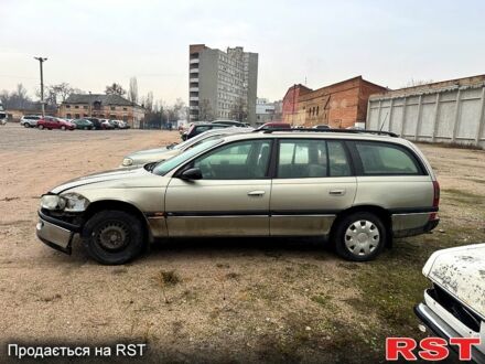 Опель Омега 1997 в Кропивницком (Кировограде) на Automoto.ua Опель Омега, объемом двигателя 20 л и пробегом 100 тыс. км за 750 $, фото 1 на Automoto.ua