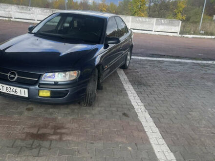 Опель Омега, объемом двигателя 2 л и пробегом 300 тыс. км за 2550 $, фото 1 на Automoto.ua