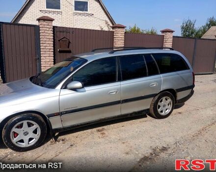 Опель Омега, об'ємом двигуна 2 л та пробігом 300 тис. км за 1480 $, фото 1 на Automoto.ua