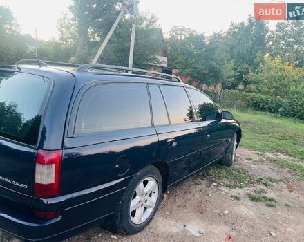 Опель Омега, объемом двигателя 2.2 л и пробегом 300 тыс. км за 2400 $, фото 1 на Automoto.ua