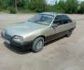 Желтый Опель Омега, объемом двигателя 2 л и пробегом 300 тыс. км за 797 $, фото 1 на Automoto.ua