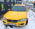 Желтый Опель Омега, объемом двигателя 2 л и пробегом 248 тыс. км за 3500 $, фото 1 на Automoto.ua