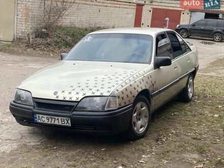 Опель Омега 1988 у Чернігові на Automoto.ua Жовтий Опель Омега, об'ємом двигуна 2 л та пробігом 400 тис. км за 1750 $, фото 1 на Automoto.ua