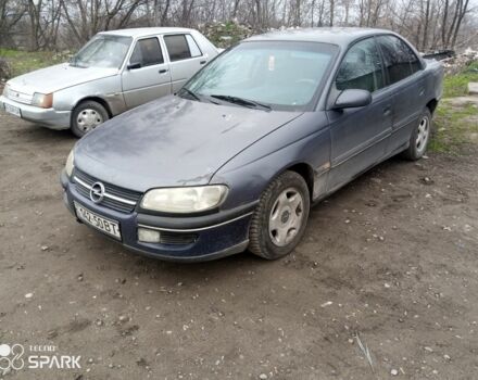 Серый Опель Омега, объемом двигателя 2 л и пробегом 100 тыс. км за 1800 $, фото 1 на Automoto.ua