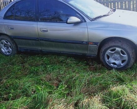 Серый Опель Омега, объемом двигателя 2 л и пробегом 350 тыс. км за 850 $, фото 2 на Automoto.ua