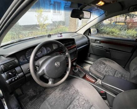 Серый Опель Омега, объемом двигателя 6 л и пробегом 3 тыс. км за 1800 $, фото 1 на Automoto.ua