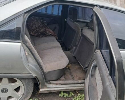 Серый Опель Омега, объемом двигателя 2 л и пробегом 2 тыс. км за 954 $, фото 4 на Automoto.ua