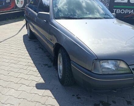 Сірий Опель Омега, об'ємом двигуна 2.3 л та пробігом 350 тис. км за 1200 $, фото 2 на Automoto.ua