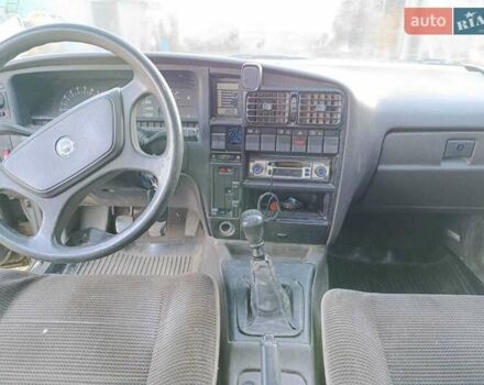 Серый Опель Омега, объемом двигателя 2 л и пробегом 250 тыс. км за 600 $, фото 4 на Automoto.ua