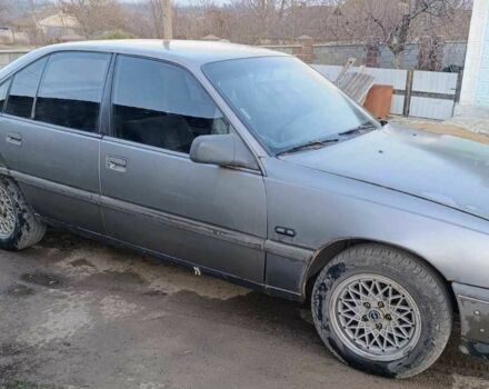 Серый Опель Омега, объемом двигателя 2 л и пробегом 250 тыс. км за 600 $, фото 1 на Automoto.ua