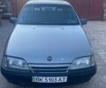Сірий Опель Омега, об'ємом двигуна 2 л та пробігом 330 тис. км за 1400 $, фото 1 на Automoto.ua