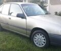 Сірий Опель Омега, об'ємом двигуна 2 л та пробігом 305 тис. км за 1750 $, фото 4 на Automoto.ua