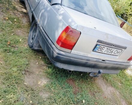 Серый Опель Омега, объемом двигателя 2 л и пробегом 298 тыс. км за 450 $, фото 5 на Automoto.ua