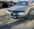 Серый Опель Омега, объемом двигателя 2 л и пробегом 266 тыс. км за 1000 $, фото 7 на Automoto.ua