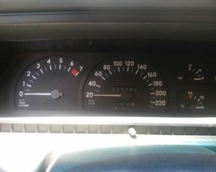 Серый Опель Омега, объемом двигателя 2 л и пробегом 225 тыс. км за 1000 $, фото 4 на Automoto.ua