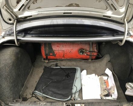 Серый Опель Омега, объемом двигателя 1.8 л и пробегом 325 тыс. км за 1400 $, фото 6 на Automoto.ua