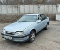 Сірий Опель Омега, об'ємом двигуна 2 л та пробігом 155 тис. км за 850 $, фото 1 на Automoto.ua
