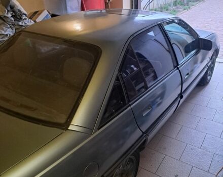 Серый Опель Омега, объемом двигателя 2 л и пробегом 350 тыс. км за 1580 $, фото 4 на Automoto.ua