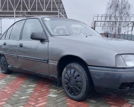 Серый Опель Омега, объемом двигателя 2 л и пробегом 450 тыс. км за 1500 $, фото 1 на Automoto.ua
