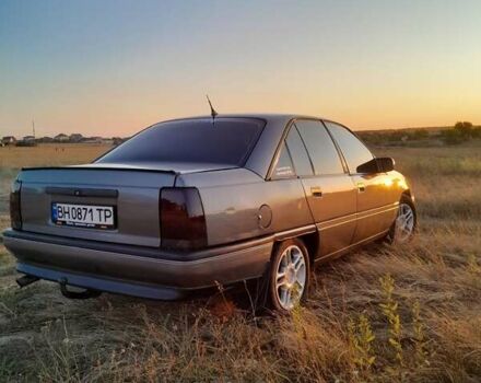 Сірий Опель Омега, об'ємом двигуна 2 л та пробігом 360 тис. км за 2000 $, фото 7 на Automoto.ua